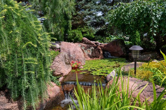 877 Elm Street, Sugar Grove, IL 60554