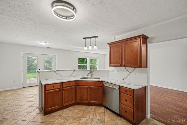 357 Hartford Court, Hamilton Twp, OH 45039