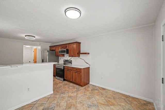 357 Hartford Court, Hamilton Twp, OH 45039