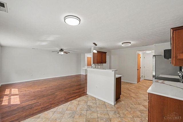 357 Hartford Court, Hamilton Twp, OH 45039