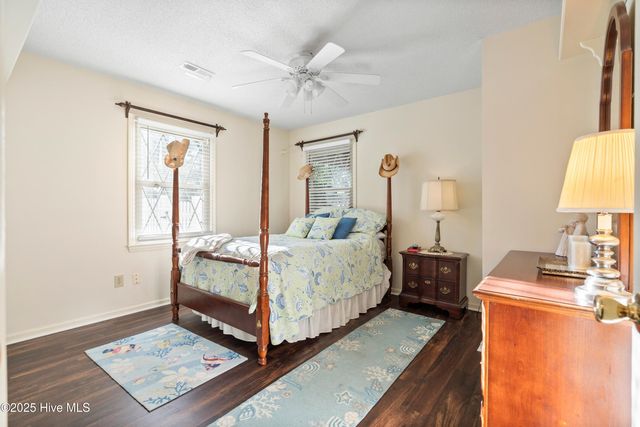 122 North Hills Drive, Wilmington, NC 28411