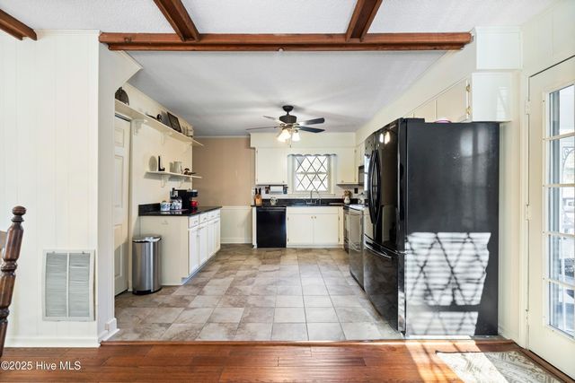 122 North Hills Drive, Wilmington, NC 28411