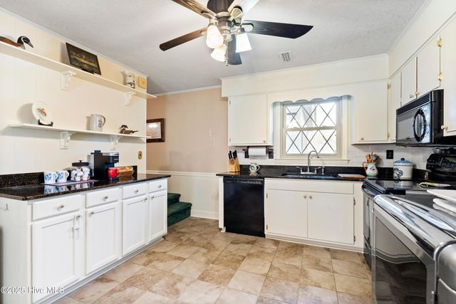 122 North Hills Drive, Wilmington, NC 28411