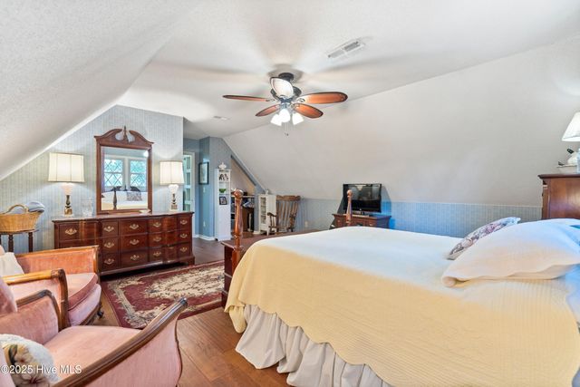 122 North Hills Drive, Wilmington, NC 28411