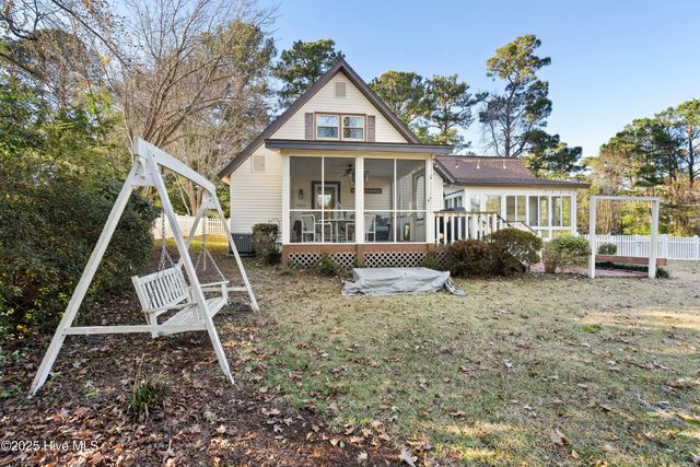 122 North Hills Drive, Wilmington, NC 28411