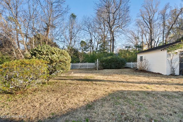 122 North Hills Drive, Wilmington, NC 28411