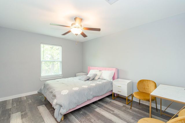 618 Maple Way A, Houston, TX 77015