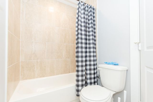 618 Maple Way A, Houston, TX 77015