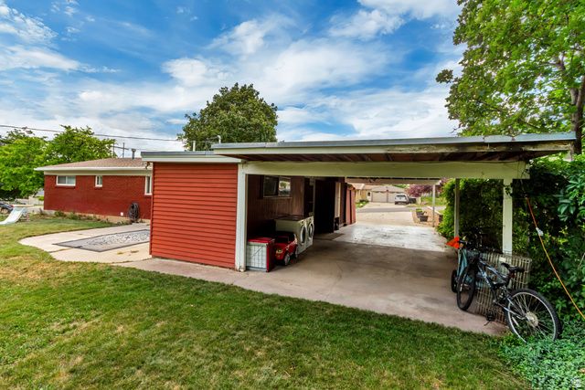 266 N 1040 E, Springville, UT 84663