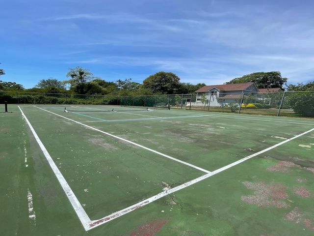 15 Hammersmith Road 33, Newport, RI 02840