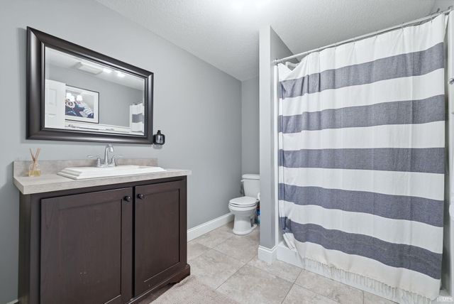 14415 Sandstone Drive, Fort Wayne, IN 46814