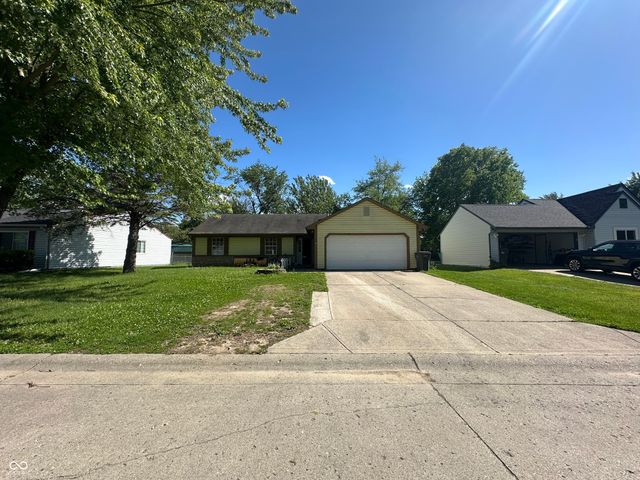 3709 Pleasant Lake Drive, Indianapolis, IN 46227