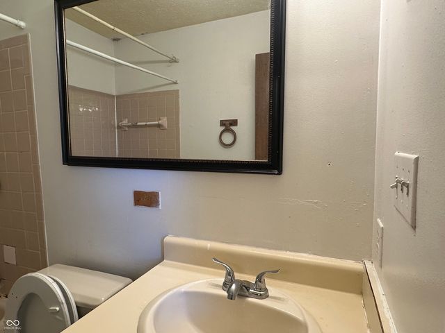 3709 Pleasant Lake Drive, Indianapolis, IN 46227