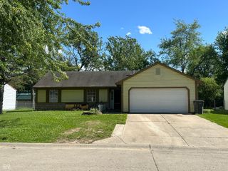 3709 Pleasant Lake Drive, Indianapolis, IN 46227