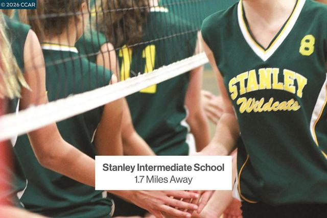 1072 Via Roble, Lafayette, CA 94549