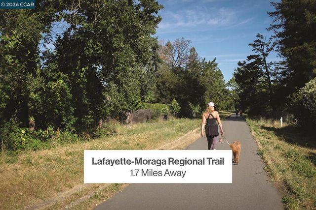 1072 Via Roble, Lafayette, CA 94549