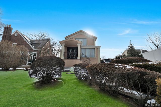 188-14 McLaughlin Avenue, Holliswood, NY 11423