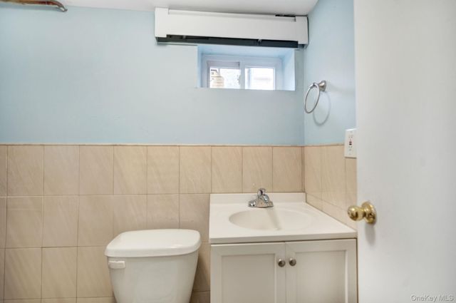 188-14 McLaughlin Avenue, Holliswood, NY 11423