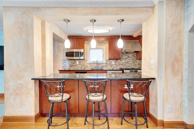 188-14 McLaughlin Avenue, Holliswood, NY 11423