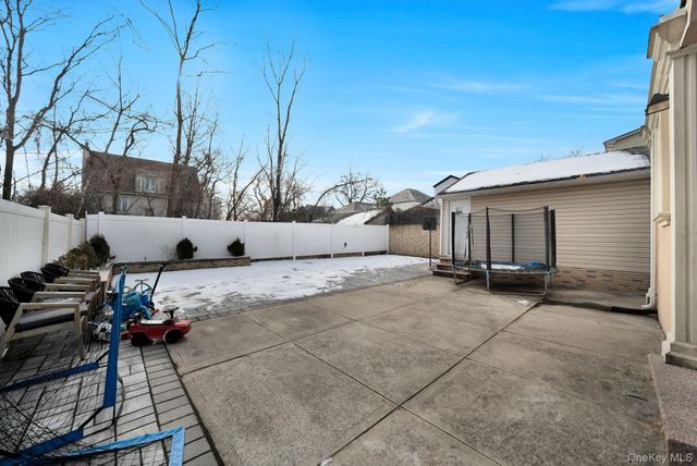 188-14 McLaughlin Avenue, Holliswood, NY 11423