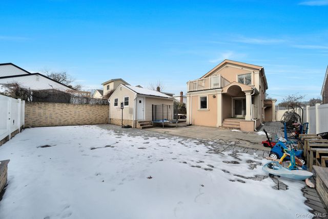 188-14 McLaughlin Avenue, Holliswood, NY 11423