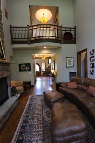 894 Robertson Academy Rd, Nashville, TN 37220