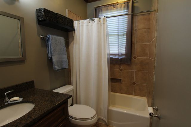 894 Robertson Academy Rd, Nashville, TN 37220