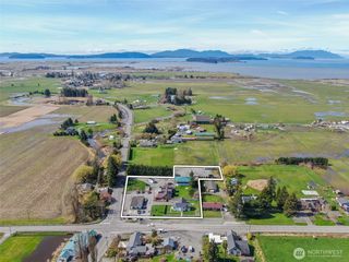 5530 Chuckanut Drive, Bow, WA 98232