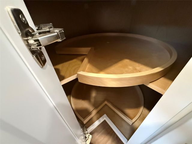 3100 Walnut Bend Lane 223, Houston, TX 77042