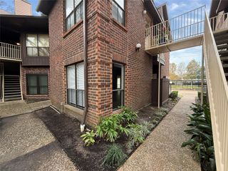 3100 Walnut Bend Lane 223, Houston, TX 77042