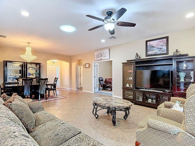 11213 KISKADEE CIRCLE, New Port Richey, FL 34654