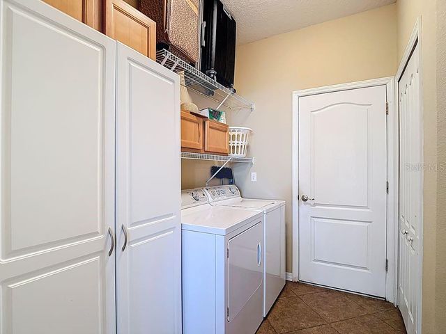 11213 KISKADEE CIRCLE, New Port Richey, FL 34654