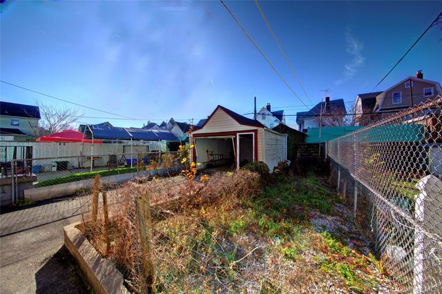 89-10 121st Street, Richmond Hill, NY 11418