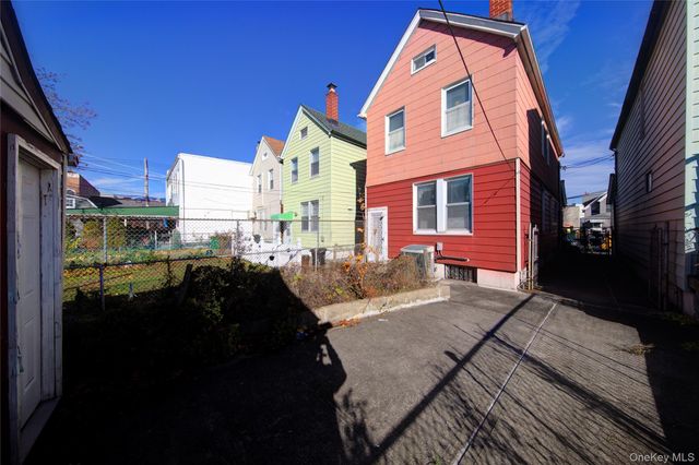 89-10 121st Street, Richmond Hill, NY 11418