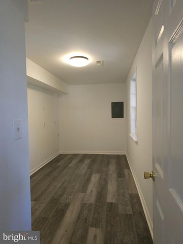 13824 POPLAR TREE RD, Chantilly, VA 20151