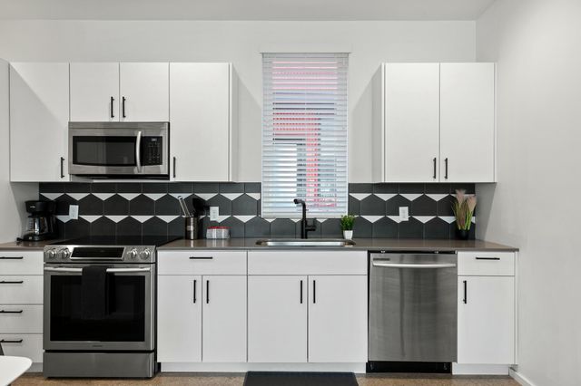 68 E 17th Street, Chattanooga, TN 37408