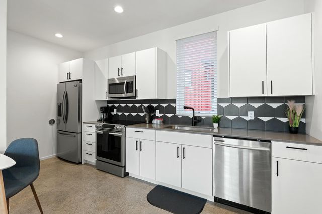 68 E 17th Street, Chattanooga, TN 37408
