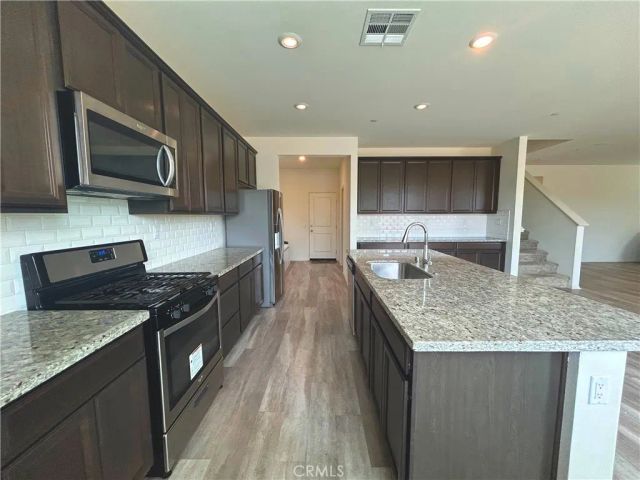 1136 Poinsettia Circle, Calimesa, CA 92320