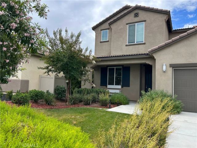 1136 Poinsettia Circle, Calimesa, CA 92320