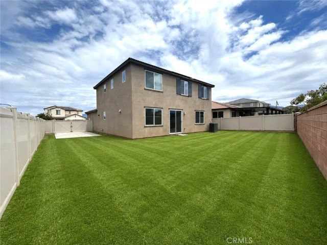 1136 Poinsettia Circle, Calimesa, CA 92320
