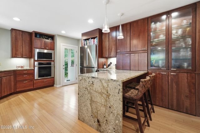 6017 BRIDGE WATER Circle, Ponte Vedra Beach, FL 32082