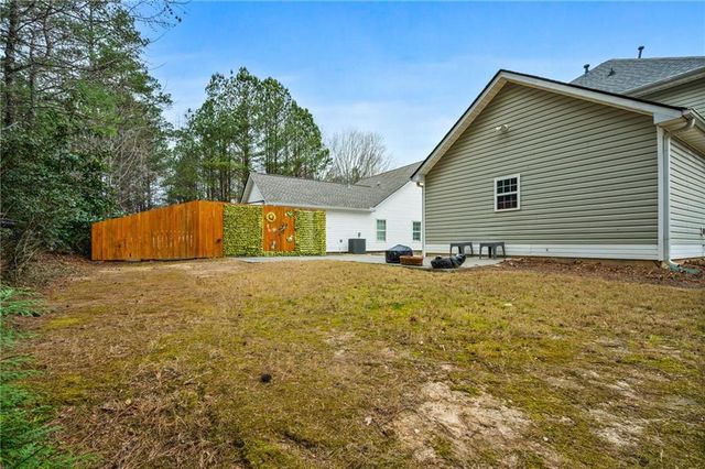 4662 Liberty Square Drive, Acworth, GA 30101