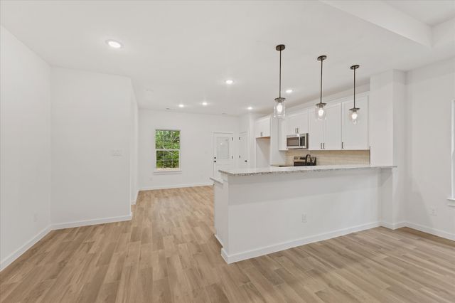 203 Kalura Way, Tool, TX 75143