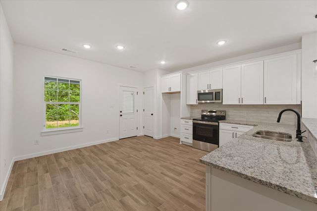203 Kalura Way, Tool, TX 75143