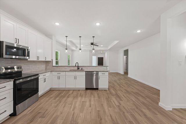 203 Kalura Way, Tool, TX 75143