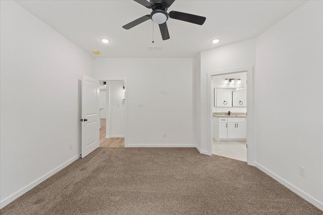 203 Kalura Way, Tool, TX 75143