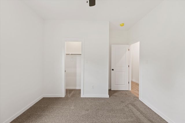 203 Kalura Way, Tool, TX 75143