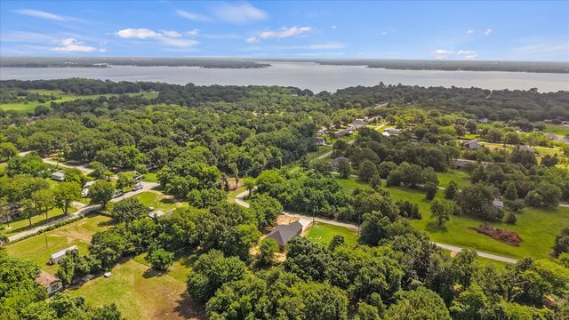 203 Kalura Way, Tool, TX 75143