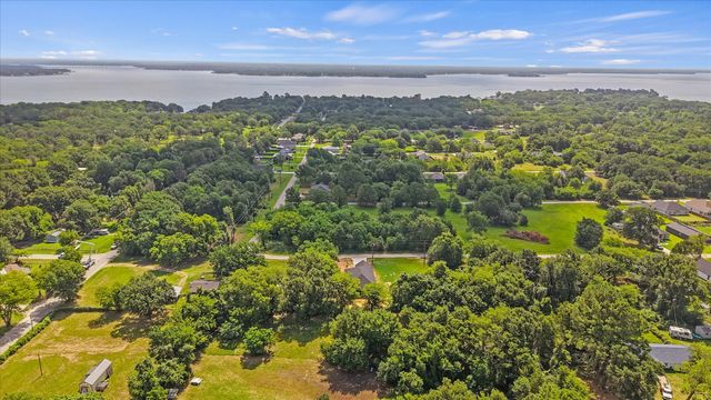 203 Kalura Way, Tool, TX 75143