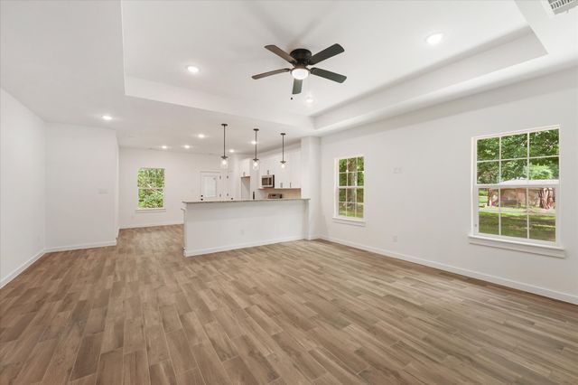 203 Kalura Way, Tool, TX 75143